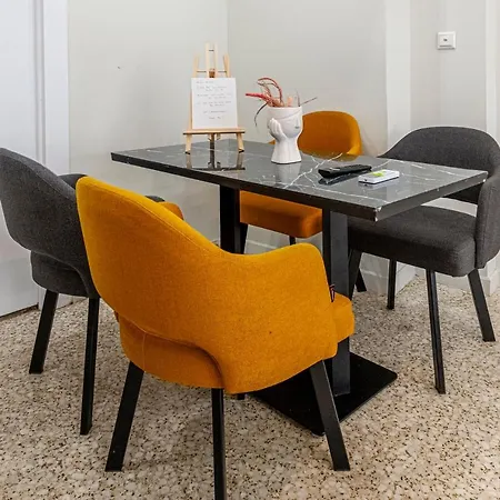 Central Smart Apartment